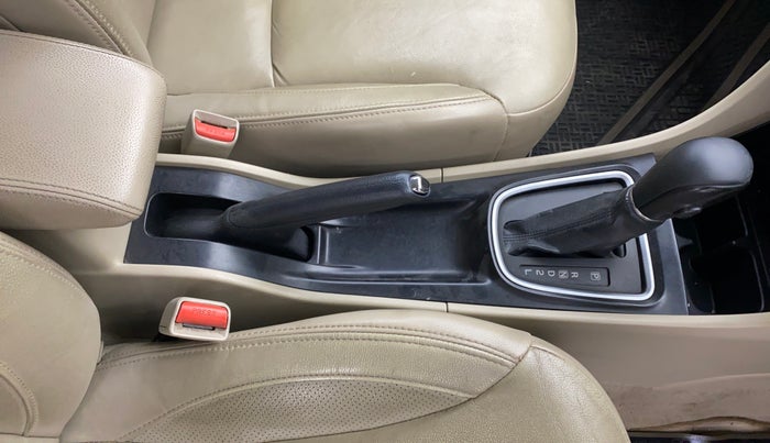 2019 Maruti Ciaz ALPHA  AT 1.5 SHVS PETROL, Petrol, Automatic, 26,650 km, Gear Lever