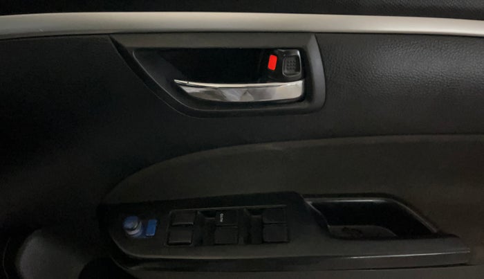 2016 Maruti Swift VXI, Petrol, Manual, 69,396 km, Driver Side Door Panels Control