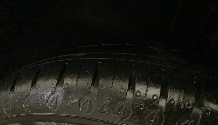 2022 Renault Kwid RXE, Petrol, Manual, 12,666 km, Left Rear Tyre Tread