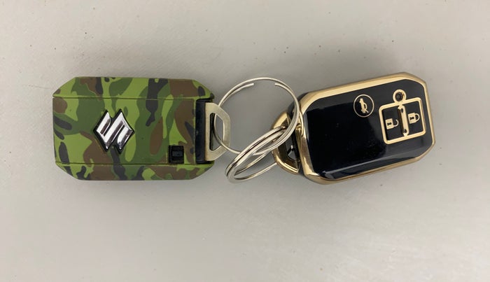 2017 Maruti Dzire ZXI PLUS, Petrol, Manual, 38,391 km, Key Close Up