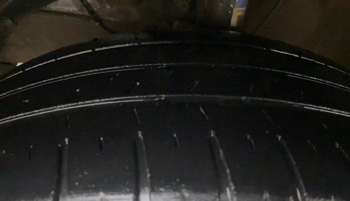 2017 Maruti Dzire ZXI PLUS, Petrol, Manual, 38,391 km, Left Front Tyre Tread