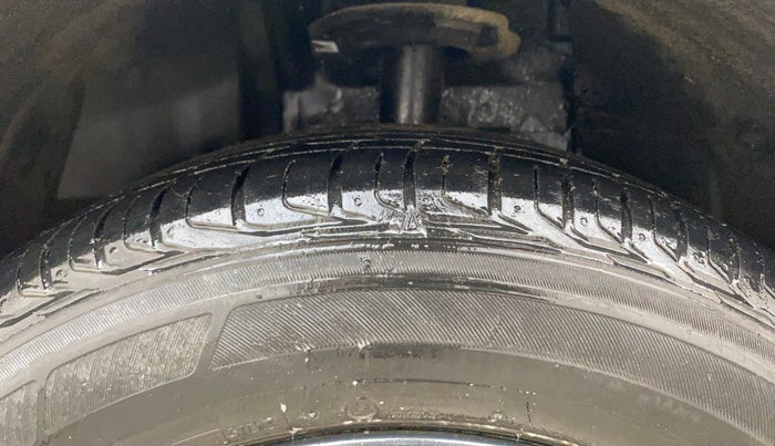 2022 Tata NEXON XZA PLUS DIESEL DARK EDITION, Diesel, Automatic, 25,217 km, Left Front Tyre Tread