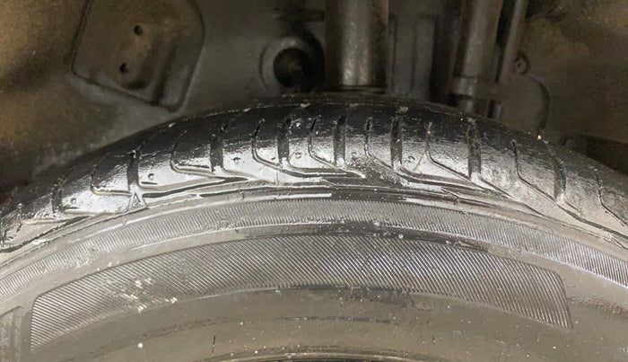 2022 Tata NEXON XZA PLUS DIESEL DARK EDITION, Diesel, Automatic, 25,217 km, Left Rear Tyre Tread