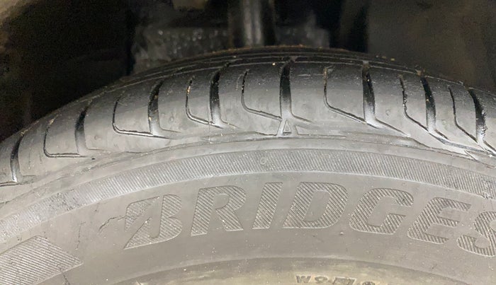 2022 Tata NEXON XZA PLUS DIESEL DARK EDITION, Diesel, Automatic, 25,217 km, Right Front Tyre Tread