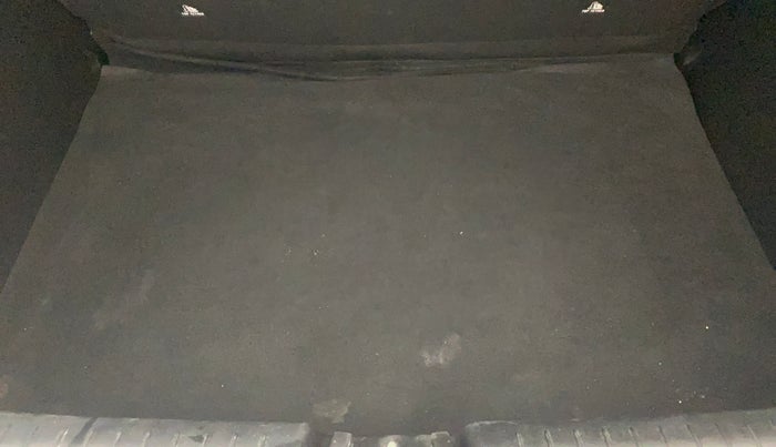 2020 Hyundai VENUE S 1.2, Petrol, Manual, 17,485 km, Boot Inside