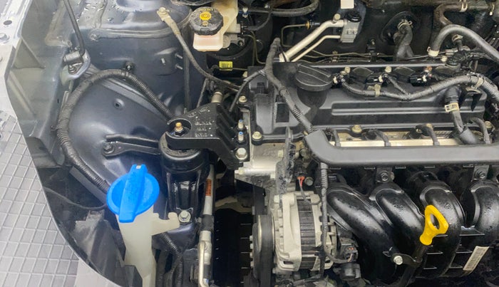 2020 Hyundai VENUE S 1.2, Petrol, Manual, 17,485 km, Engine View - Right