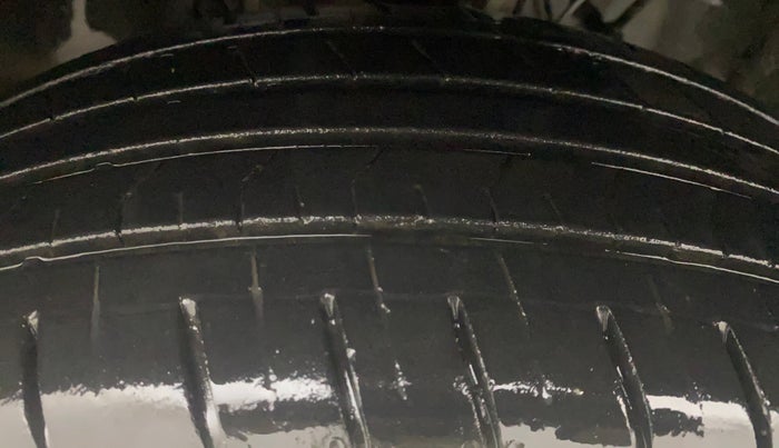 2020 Hyundai VENUE S 1.2, Petrol, Manual, 17,485 km, Left Front Tyre Tread