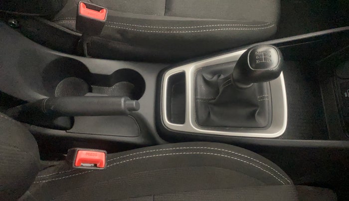 2020 Hyundai VENUE S 1.2, Petrol, Manual, 17,485 km, Gear Lever