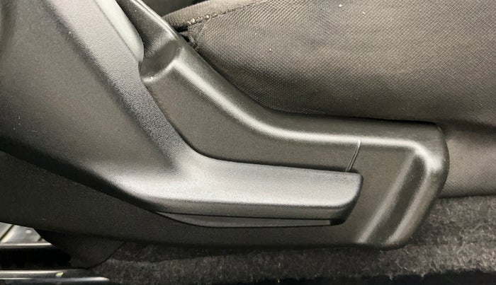 2018 Maruti Baleno DELTA PETROL 1.2, Petrol, Manual, 57,999 km, Driver Side Adjustment Panel