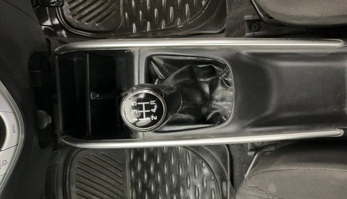 2018 Maruti Baleno DELTA PETROL 1.2, Petrol, Manual, 57,999 km, Gear Lever