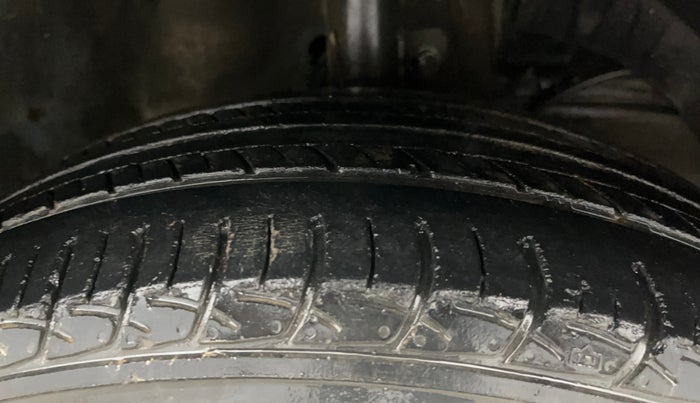 2018 Maruti Baleno DELTA PETROL 1.2, Petrol, Manual, 57,999 km, Right Front Tyre Tread