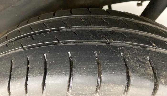 2018 Maruti Wagon R 1.0 VXI, Petrol, Manual, 62,196 km, Left Rear Tyre Tread
