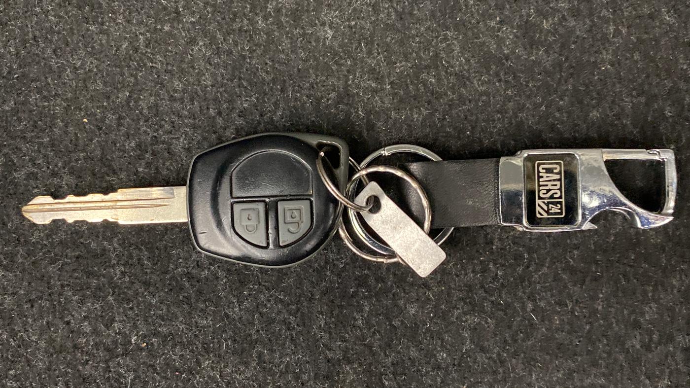 2018 Maruti Wagon R 1.0 VXI, Petrol, Manual, 62,196 km, Key Close Up