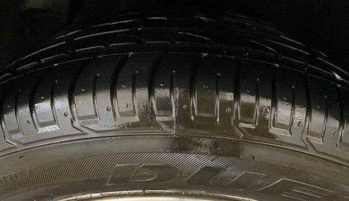 2017 Hyundai Creta SX PLUS AT 1.6 PETROL, Petrol, Automatic, 59,318 km, Right Rear Tyre Tread