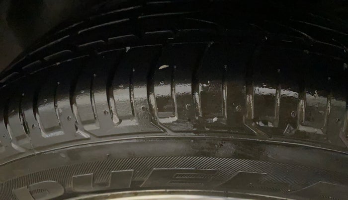 2017 Hyundai Creta SX PLUS AT 1.6 PETROL, Petrol, Automatic, 59,318 km, Left Rear Tyre Tread