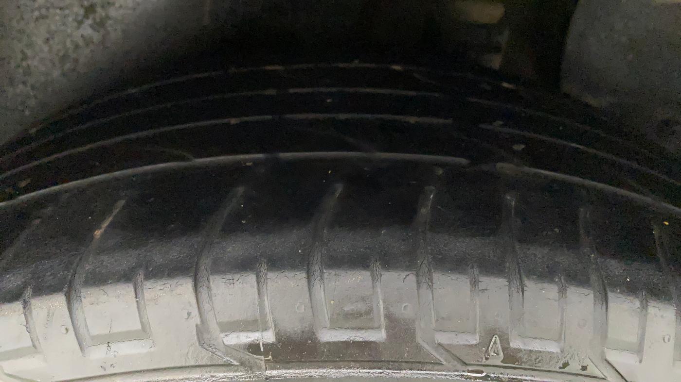 2018 Hyundai Creta SX AT 1.6 PETROL, Petrol, Automatic, 85,031 km, Left Rear Tyre Tread