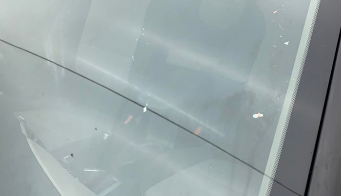 2018 Hyundai Creta SX AT 1.6 PETROL, Petrol, Automatic, 85,031 km, Front windshield - Minor spot on windshield
