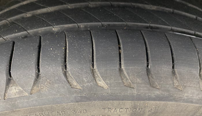 2018 Maruti Baleno ALPHA PETROL 1.2, Petrol, Manual, 48,028 km, Left Rear Tyre Tread