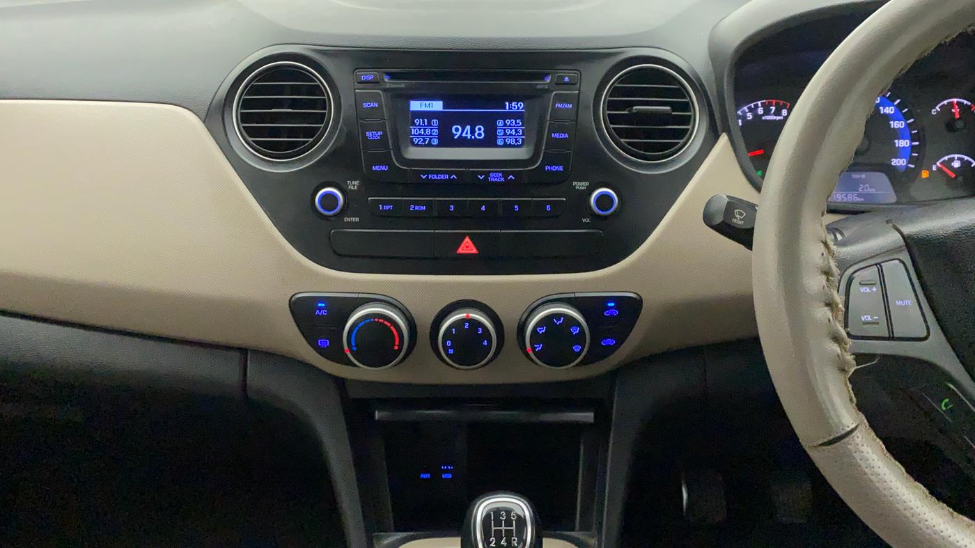 2014 Hyundai Xcent S 1.2, Petrol, Manual, 1,19,586 km, Air Conditioner