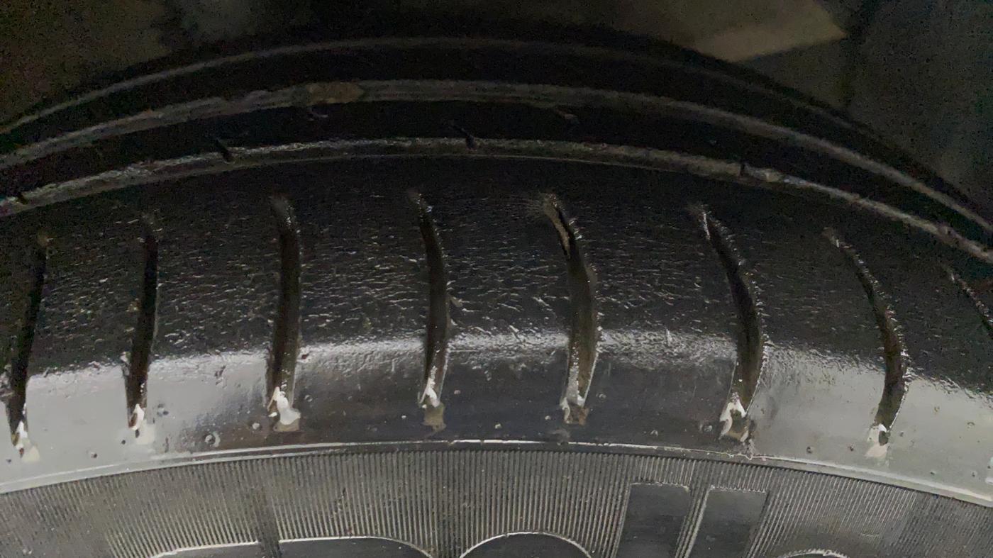 2014 Hyundai Xcent S 1.2, Petrol, Manual, 1,19,586 km, Left Front Tyre Tread