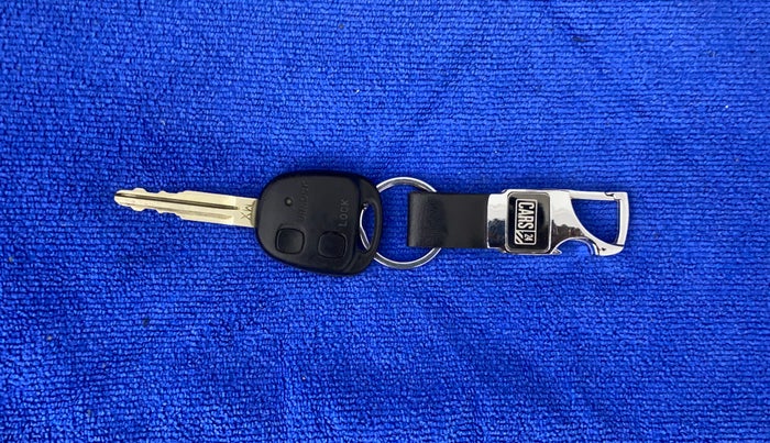 2014 Hyundai Santro Xing GL PLUS, Petrol, Manual, 1,00,142 km, Key Close Up