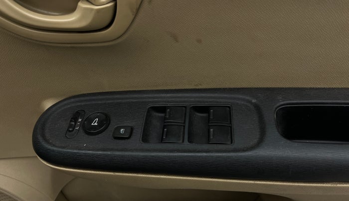 2015 Honda Amaze 1.2L I-VTEC S, Petrol, Manual, 70,152 km, Driver Side Door Panels Control