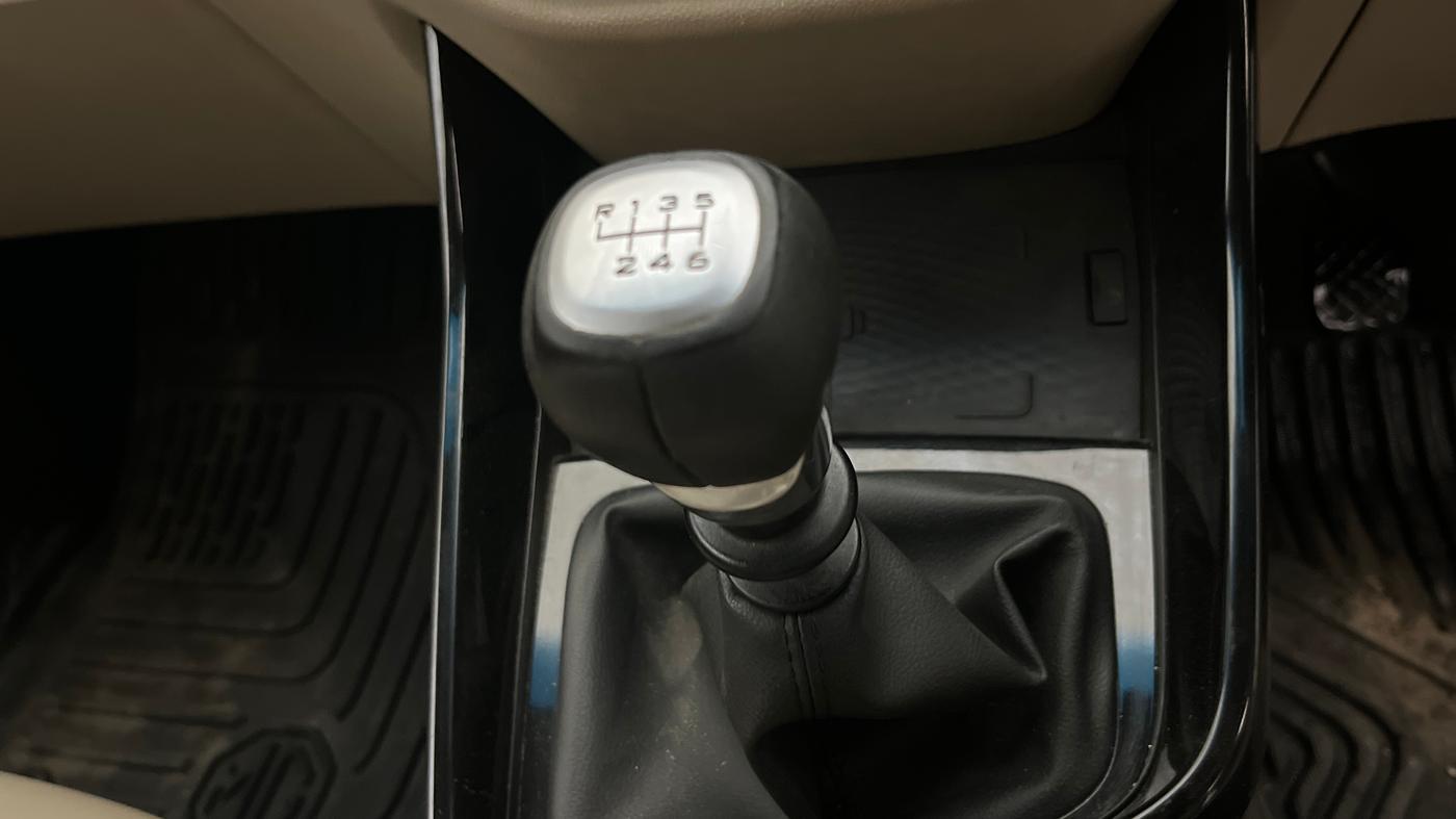 2021 MG HECTOR SHARP HYBRID 1.5 PETROL, Petrol, Manual, 37,997 km, Gear Lever
