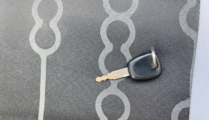 2014 Maruti Alto 800 LXI, Petrol, Manual, 93,664 km, Key Close Up