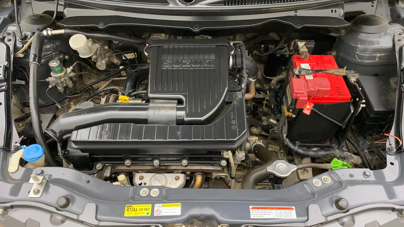 2015 Maruti Swift VXI, Petrol, Manual, 30,508 km, Open Bonet