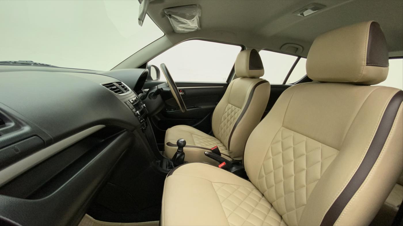 2015 Maruti Swift VXI, Petrol, Manual, 30,508 km, Right Side Front Door Cabin