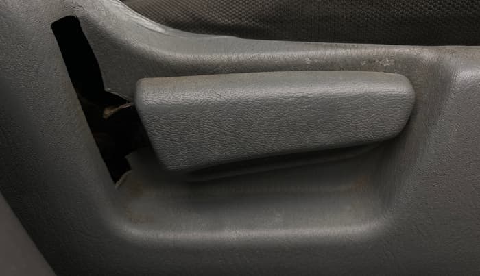 2014 Maruti Alto K10 VXI, Petrol, Manual, 38,973 km, Driver Side Adjustment Panel