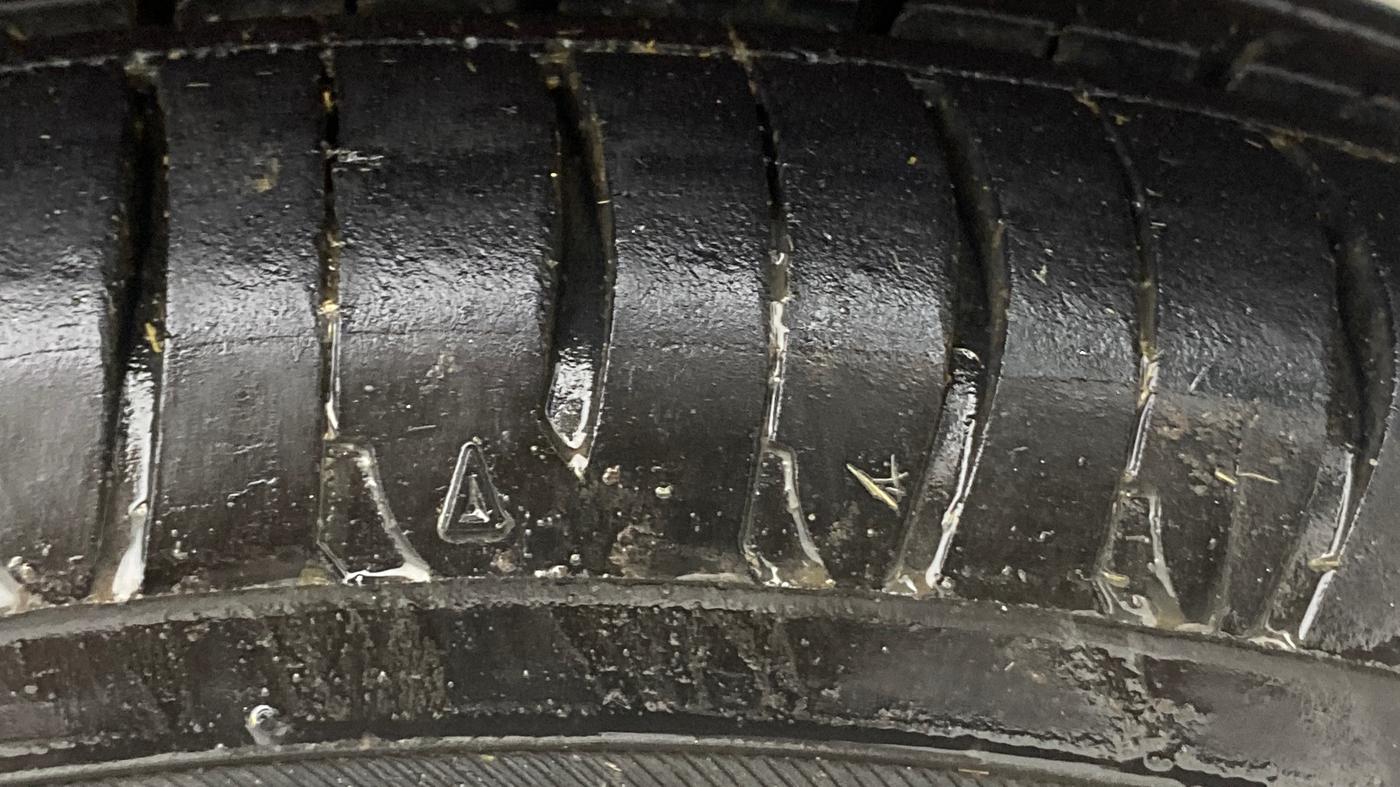 2014 Maruti Alto K10 VXI, Petrol, Manual, 38,973 km, Left Rear Tyre Tread