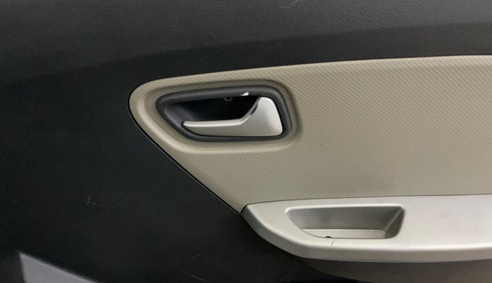 2015 Maruti Alto K10 VXI (O), Petrol, Manual, 84,540 km, Driver Side Door Panels Control