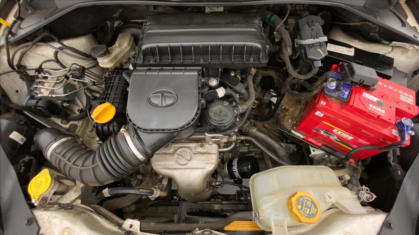 2018 Tata Tiago XZ PETROL, Petrol, Manual, 64,730 km, Open Bonet