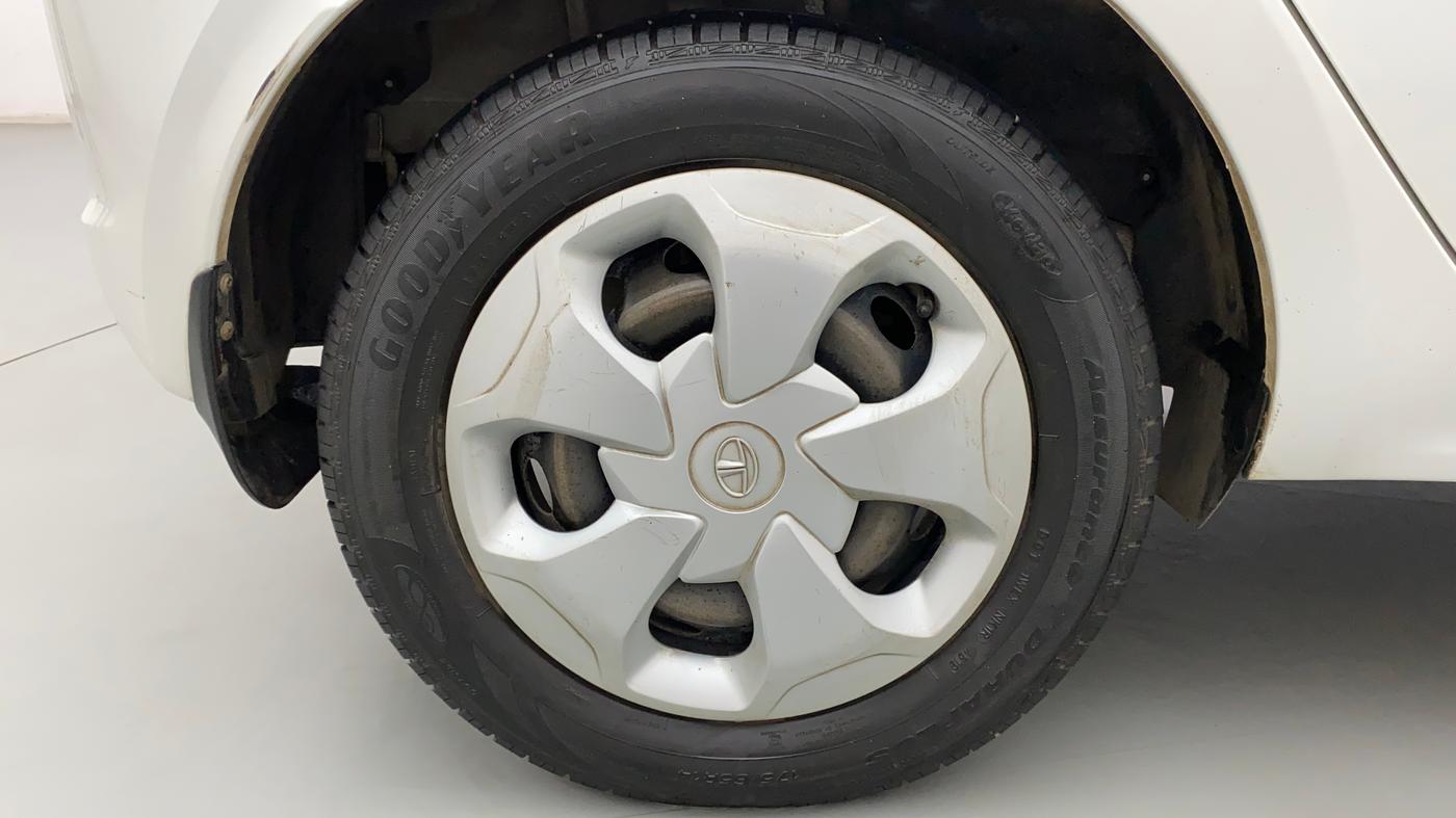 2018 Tata Tiago XZ PETROL, Petrol, Manual, 64,730 km, Right Rear Wheel