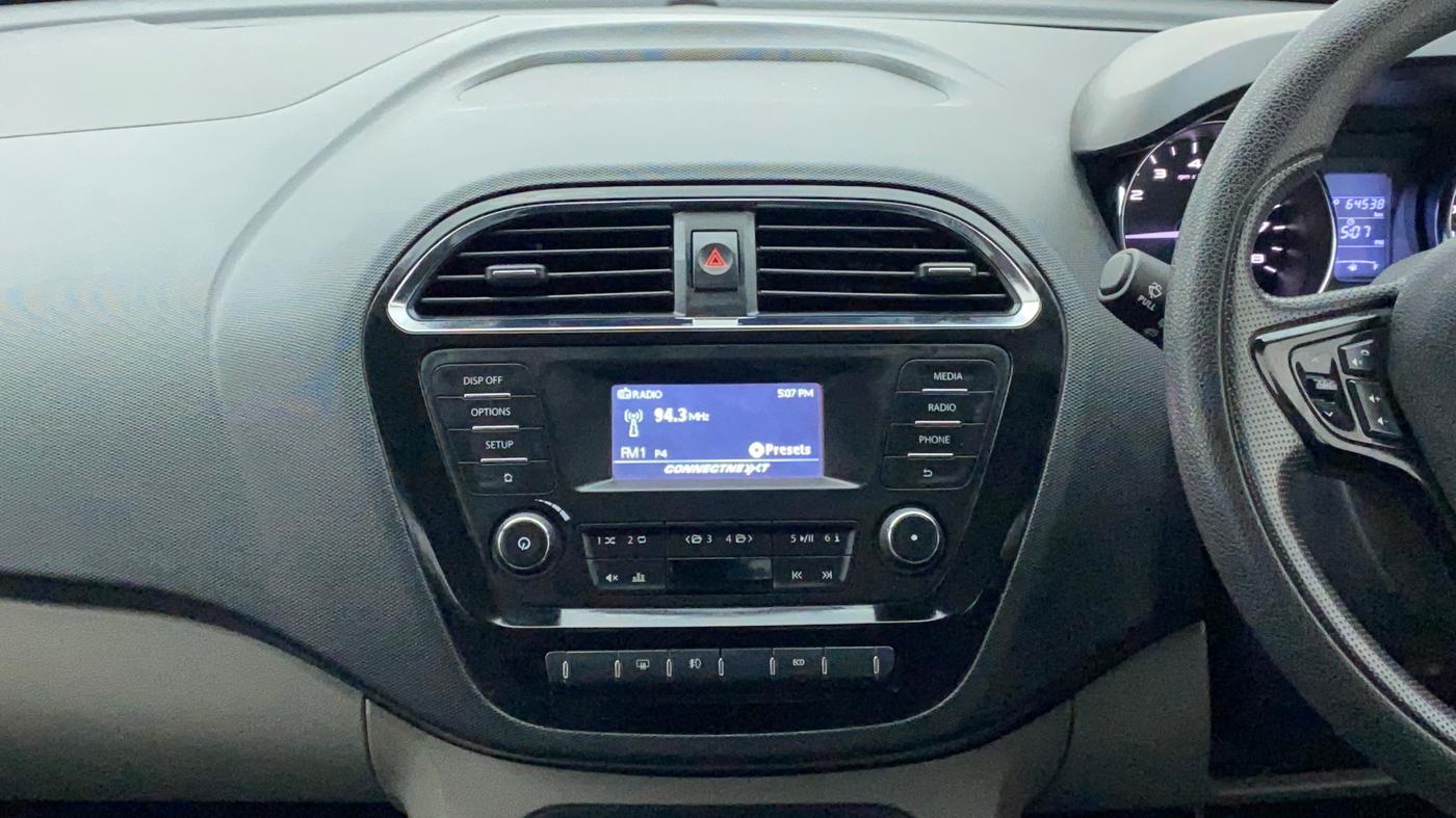 2018 Tata Tiago XZ PETROL, Petrol, Manual, 64,730 km, Air Conditioner