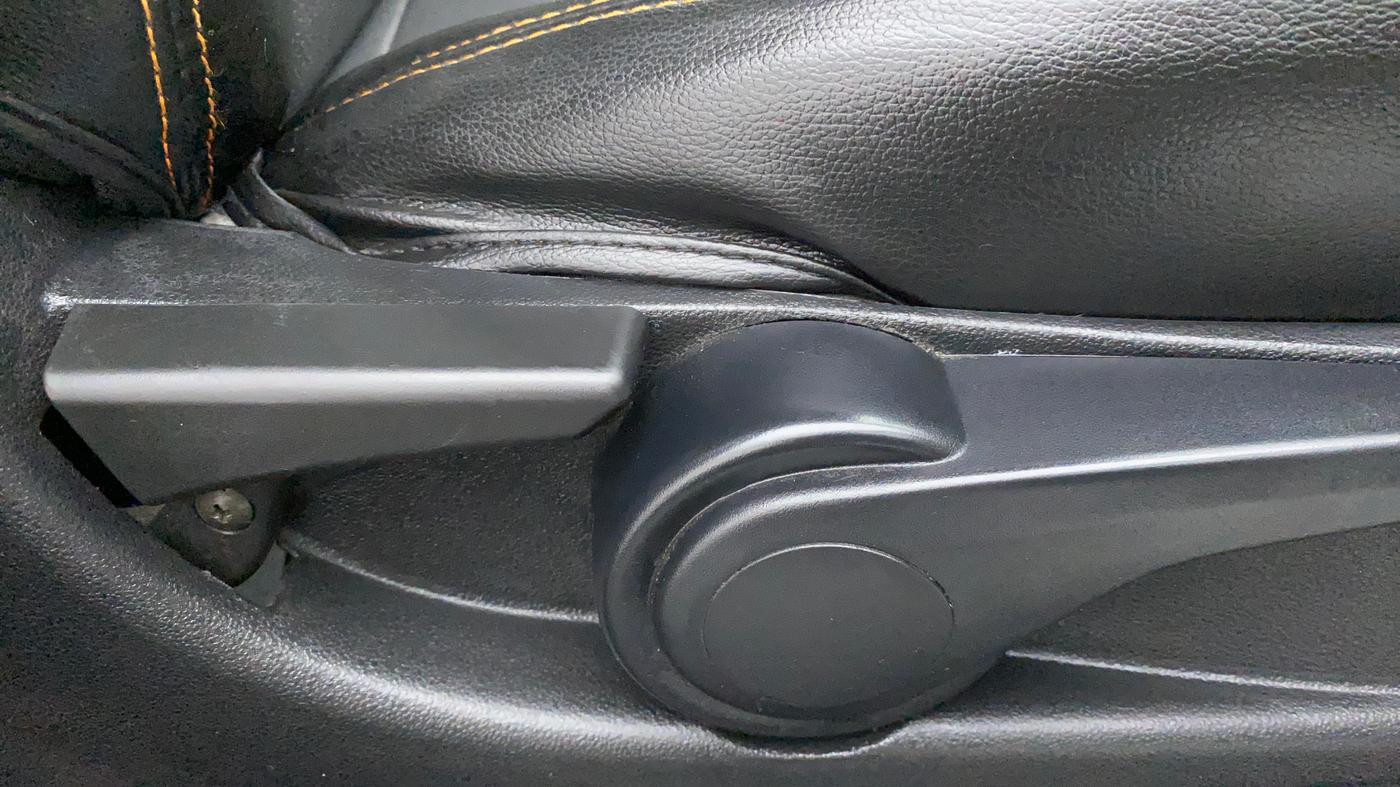 2018 Tata Tiago XZ PETROL, Petrol, Manual, 64,730 km, Driver Side Adjustment Panel