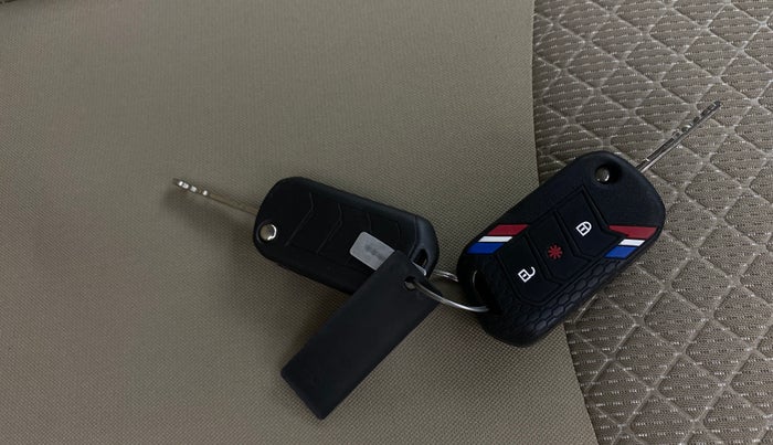 2023 Mahindra BOLERO NEO N10 R, Diesel, Manual, 14,566 km, Key Close Up