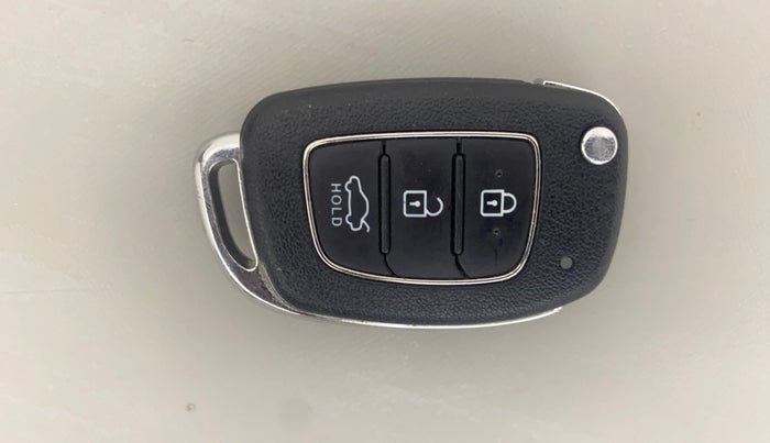 2020 Hyundai GRAND I10 NIOS SPORTZ 1.0 TURBO GDI, Petrol, Manual, 18,511 km, Key Close Up