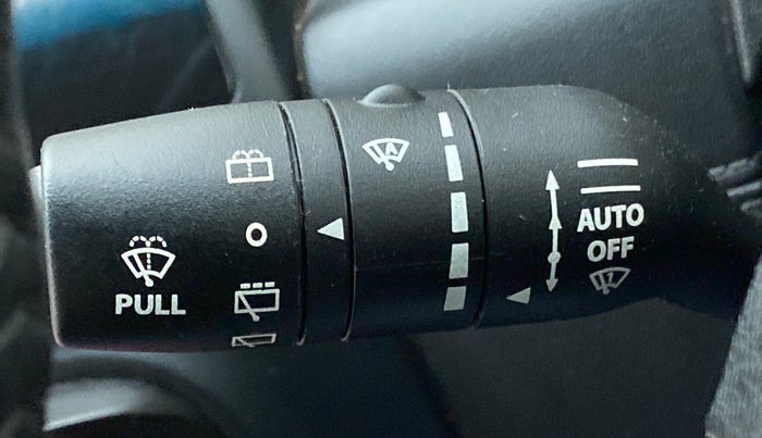 2018 Tata Hexa Varicor 400 XTA, Diesel, Automatic, 45,372 km, Rain Sensing Wipers