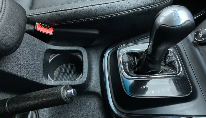 2018 Tata Hexa Varicor 400 XTA, Diesel, Automatic, 45,372 km, Gear Lever