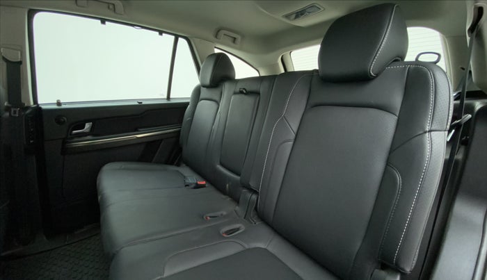 2018 Tata Hexa Varicor 400 XTA, Diesel, Automatic, 45,372 km, Right Side Rear Door Cabin