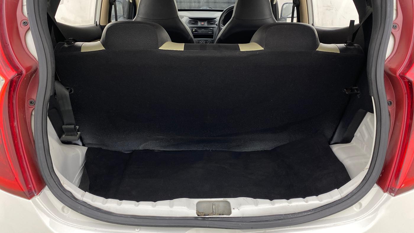 2015 Hyundai Eon D-LITE+, Petrol, Manual, 26,833 km, Boot Inside