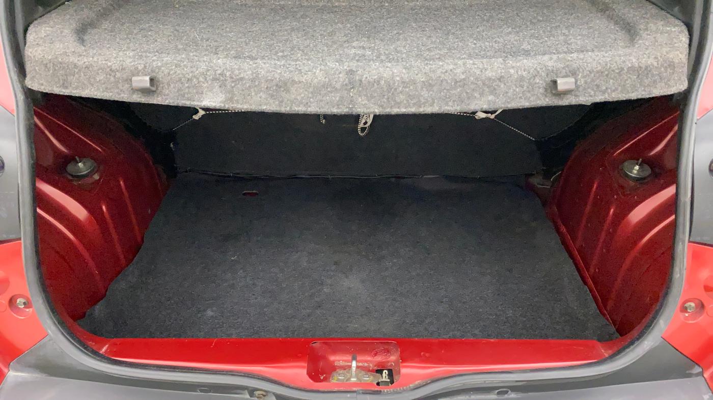 2019 Renault Kwid RXT 1.0 AMT (O), Petrol, Automatic, 20,219 km, Boot Inside