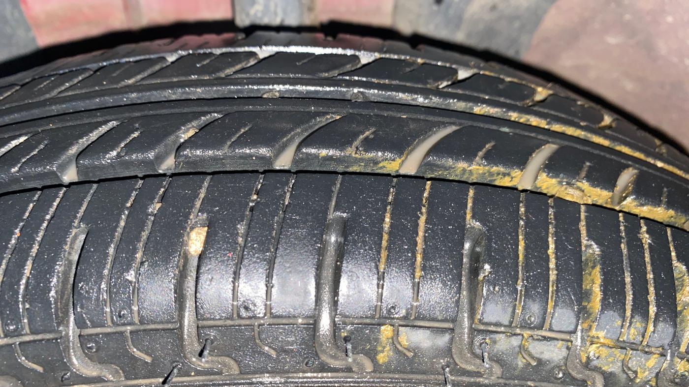 2017 Renault Kwid RXT 0.8, Petrol, Manual, 14,266 km, Left Front Tyre Tread