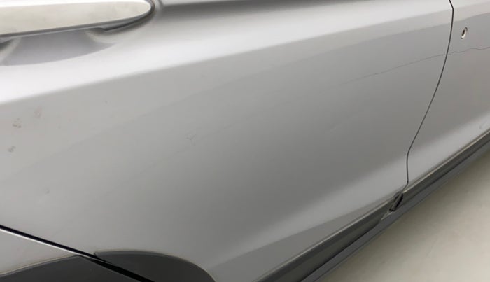 2020 Honda WR-V 1.5L I-DTEC VX MT, Diesel, Manual, 89,969 km, Right rear door - Slightly dented