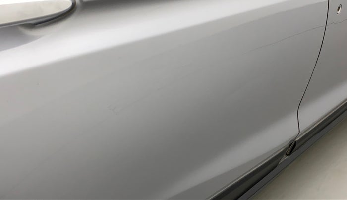 2020 Honda WR-V 1.5L I-DTEC VX MT, Diesel, Manual, 89,969 km, Right rear door - Minor scratches