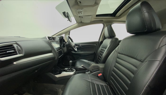 2020 Honda WR-V 1.5L I-DTEC VX MT, Diesel, Manual, 89,969 km, Right Side Front Door Cabin