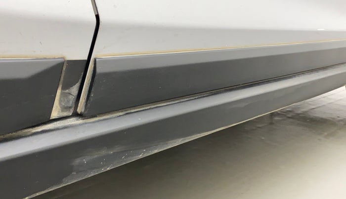2020 Honda WR-V 1.5L I-DTEC VX MT, Diesel, Manual, 89,969 km, Right running board - Minor scratches