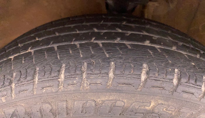 2010 Maruti Alto K10 VXI, Petrol, Manual, 41,987 km, Left Front Tyre Tread